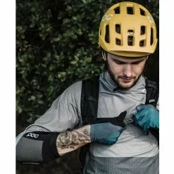 Poc Essential Enduro 3/4 Light Jersey -pyöräkauppa 46271 4 franciummultigrey