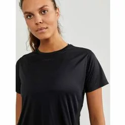 Craft Adv Essence Ss Tee W -pyöräkauppa 67125 4 black