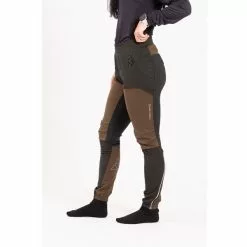 Fischer Åsarna 2 Softshell Pants W 16 Fischer Åsarna 2 Softshell Pants W -pyöräkauppa 76621 2 oakbrown