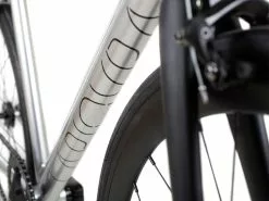 Fixie Bicycle BLB La Piovra ATK 17 Fixie Bicycle BLB La Piovra ATK -pyöräkauppa blb la piovra atk fixie single speed bike polished silver 7